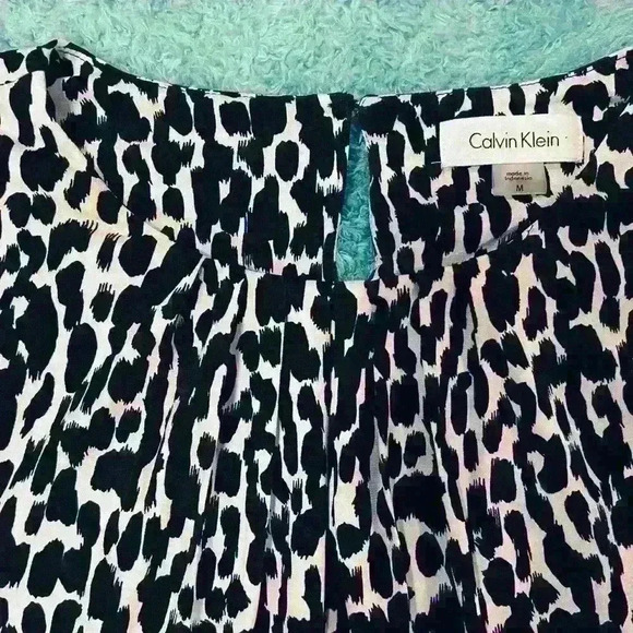 🔥Calvin Klein Tank Top🔥 - Picture 3 of 5